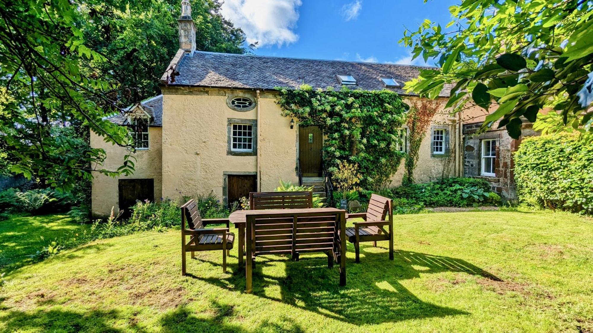 Powis House East Cottage Стърлинг Екстериор снимка